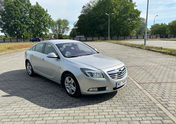 Opel Insignia cena 30999 przebieg: 187000, rok produkcji 2010 z Warszawa małe 211